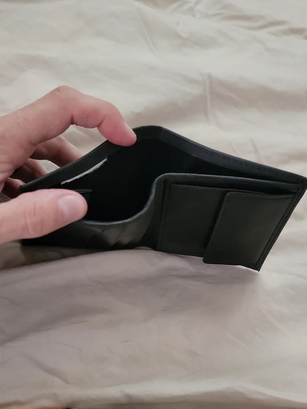 *Columbia Black Leather Card & Key Fold Wallet